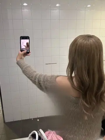 오프숄더 디자인 샤기 니트 원피스