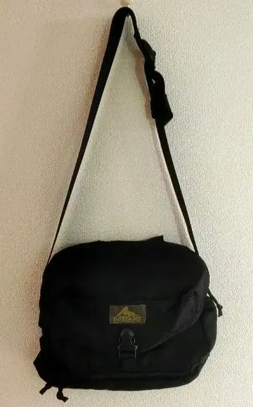 그레고리 스피어 메드백 구택