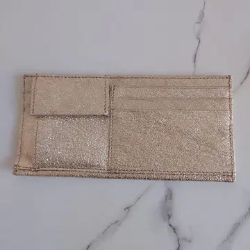 인트로덕션 골드 장지갑