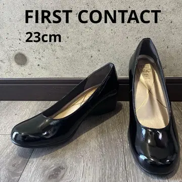 에나멜 웨지솔 컴포트 펌프스 23cm 퍼스트 콘택트