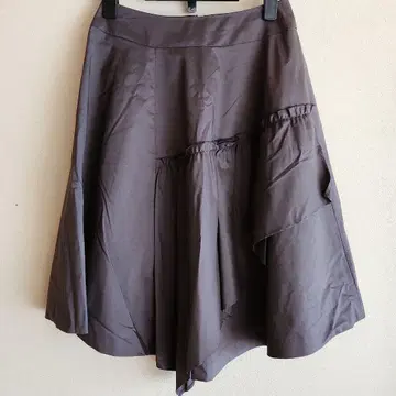 M'S GRACY 다크 브라운 플레어 스커트