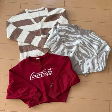 GYDA 보더 니트 코카콜라 콜라보 트레이닝복