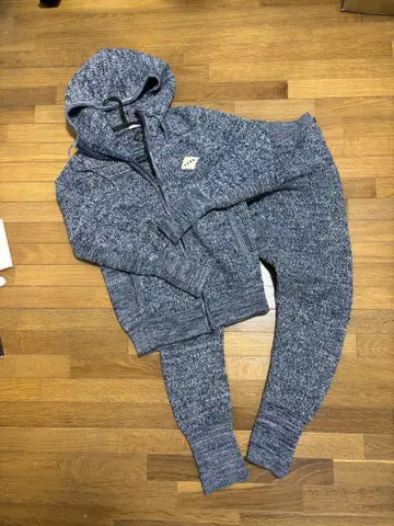 tcss 니트 상하의 저리