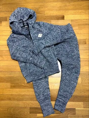 tcss 니트 상하의 저리