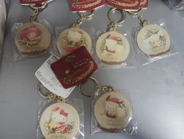 헬로키티 크리스마스 키링 세트 산리오