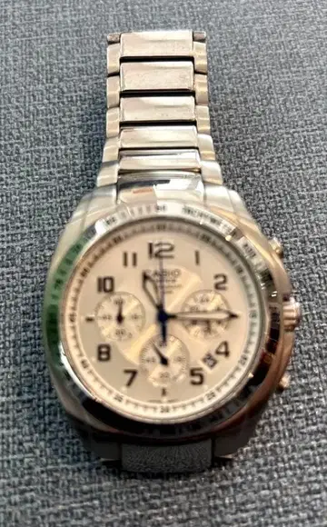 카시오 에디피스 크로노그래프