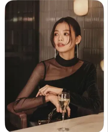 새상품 금기 아뉴앙스 엘레강트 블랙 원피스