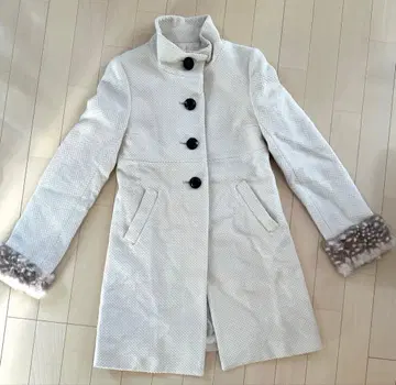 [ 새상품급 ] ru 롱 코트 버튼 포함 소매 퍼 포함 아이보리