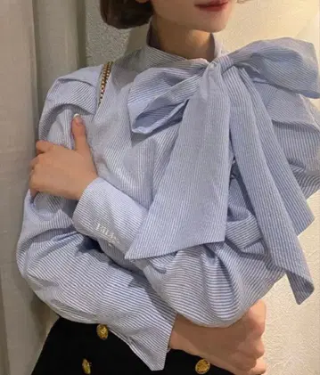 Bibiy. RIBBON CUFFS BLOUSE 리본 커프스 블라우스