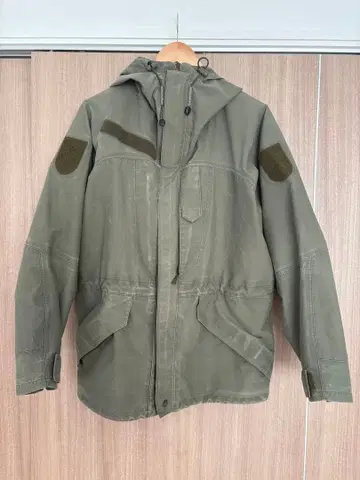 오스트리아군 고어텍스 자켓