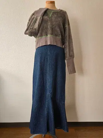 [ SELENA HELIOS ] Fluffy 풀오버