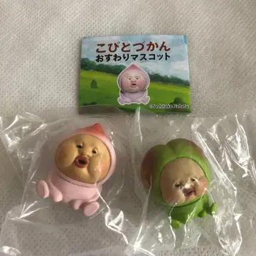 코비토즈칸 앉은 마스코트 카쿠레모모지리 스모노우치