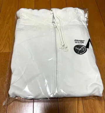 SnowMan ON 언제나의 사이즈 후드티(L)