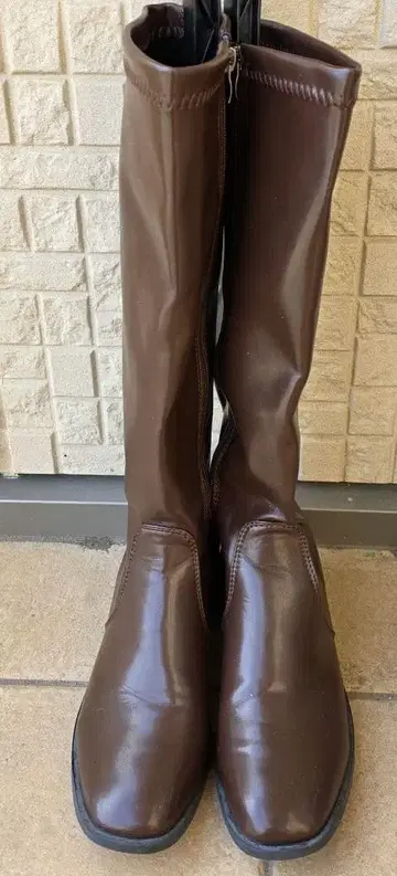 슬림 레그 발 가는 롱 부츠 다크 브라운 와이드 힐 브라운