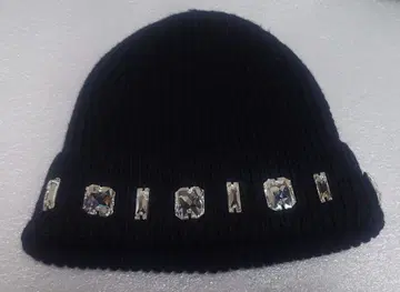 Louis Crown Beanie SICKO MONSTER