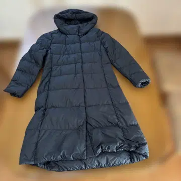 유니클로 다운 롱 코트