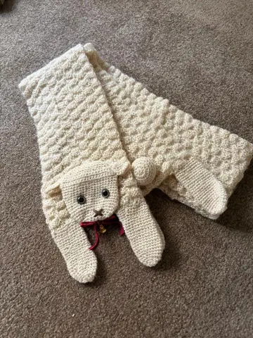 니트 작가의 양 머플러