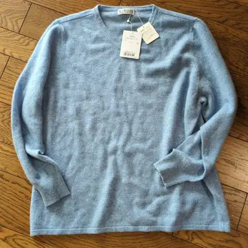 원가 31000엔 택 포함 새상품 캐시미어 스웨터