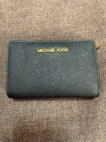 MICHAEL KORS 블랙 접이식 지갑