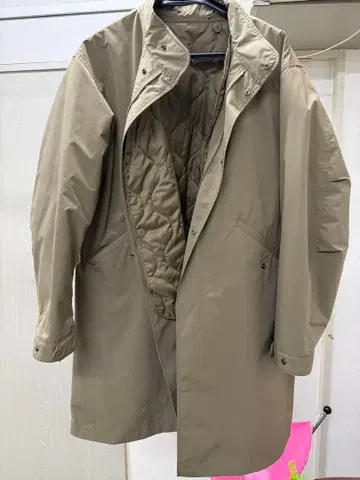 UNIQLO 윈드 블루프 2WAY 코트 브라운