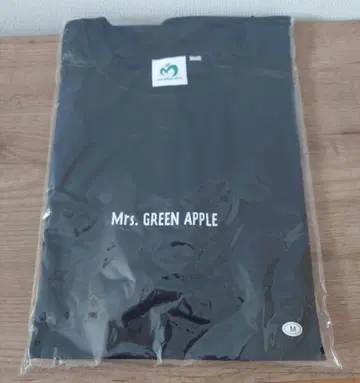 젠진 Mrs. GREEN APPLE WELTRAUM T-shirt