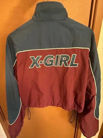 X-girl 대비 파이핑 자켓