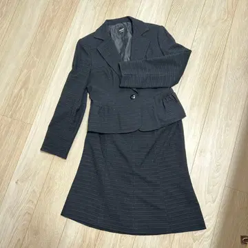 수트 원피스 세트 도쿄 스타일