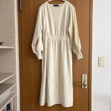 GREEN LABEL RELAXING 아이보리 니트 롱 원피스