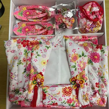 시치고산 기모노 세트 꽃무늬