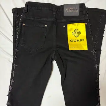 GUAPI 올 블랙 크로스 엔델리쉬드 새상품 사이즈 28