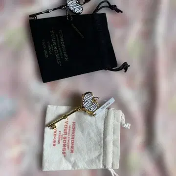 레미오로멘 투어 굿즈 스트랩