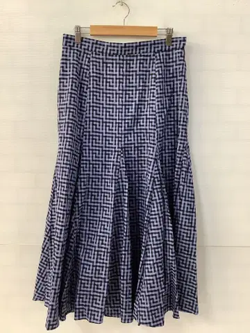 12.23 A466P 언타이틀 롱 스커트 플레어 올 패턴 블루