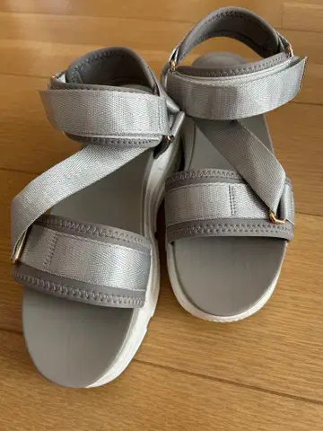 밴야드 스톰 Mazell 스포츠 샌들 라이트 그레이