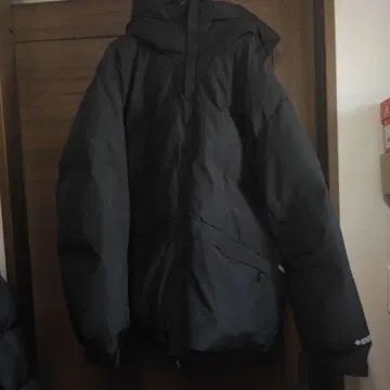 [ 새상품급 ] phenix GORE-TEX 블랙 다운 자켓 L