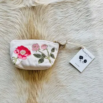 [미사용 새상품] Elizabeth Scarlett 코인 퍼스 파우치