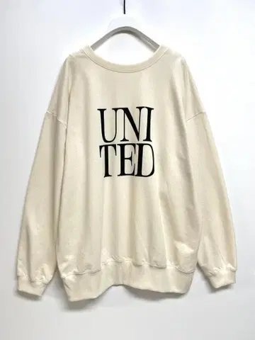 chignon 2WAY 로고 맨투맨