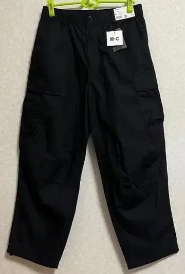 유니클로C 와이드 핏 카고 팬츠 M