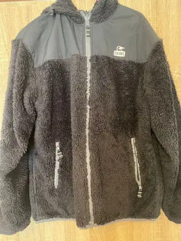 CHUMS 참스 리버서블 플리스 엘모 후드티 블랙