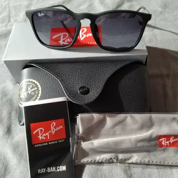 Ray-Ban (레이밴) RB4187F 크리스