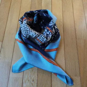 45R 대형 실크 스카프 멋짐