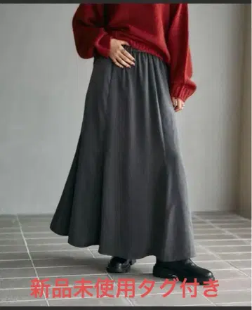 렙심 하기하기 새틴 플레어 스커트