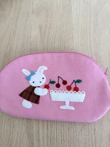 파미리아 토끼와 체리 자수 파우치 핑크