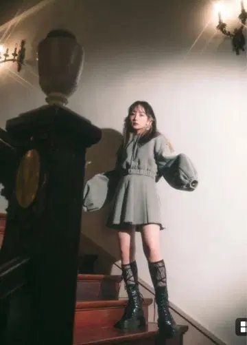 BUBBLES 버블스 공항 코디 치마바지 플리츠 후드티 셋업