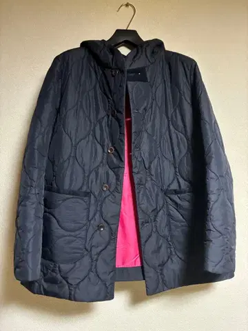 팔라스 팰리스 네이비 퀼팅 다운 자켓 후드 부착