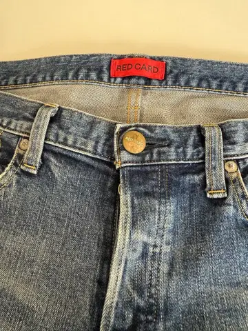 RED CARD 블루 데님 스트레이트 핏 32
