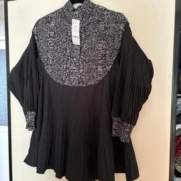 플리츠 하이넥 셔츠 L 사이즈 블랙