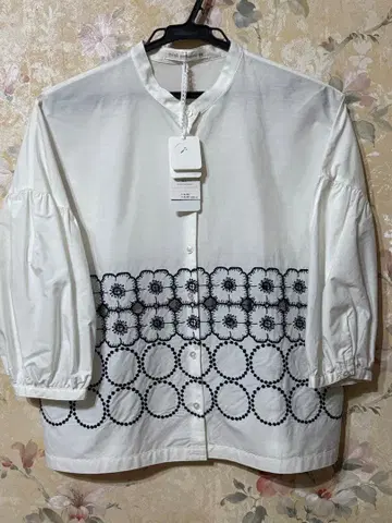 미나 페르호넨 블라우스 화이트