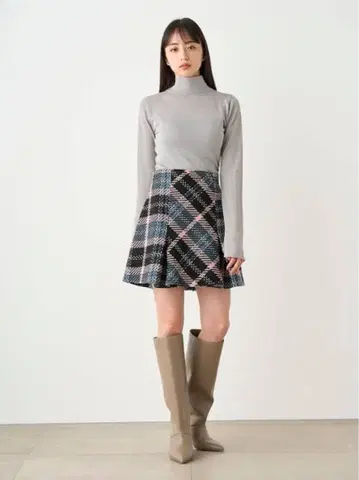 로빙 체크 미니 스커트