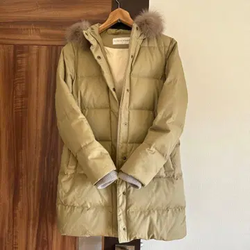 HUMANWOMAN 올리브 그린 다운 자켓