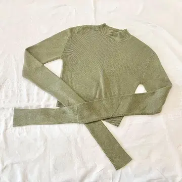 juemi 롱 슬리브 니트 울 혼방 크롭 올리브 그린